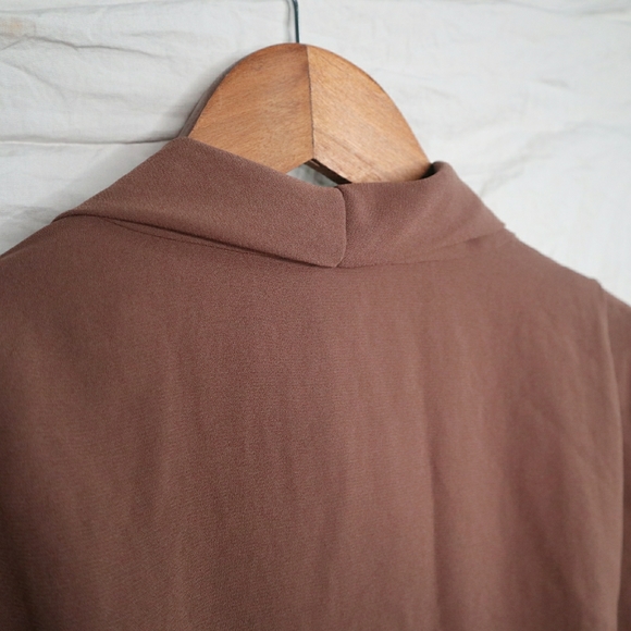 Wilfred deep v button wrap dress - Picture 7 of 9